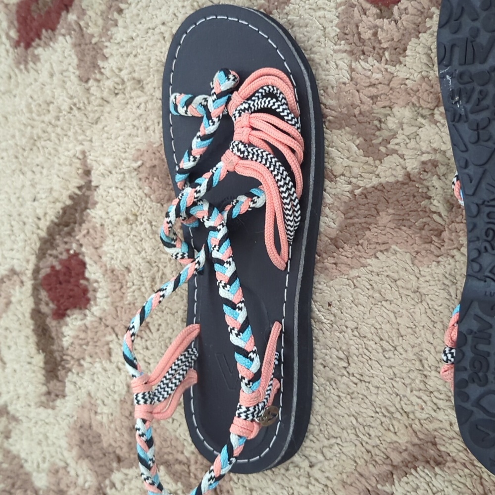 Sandles